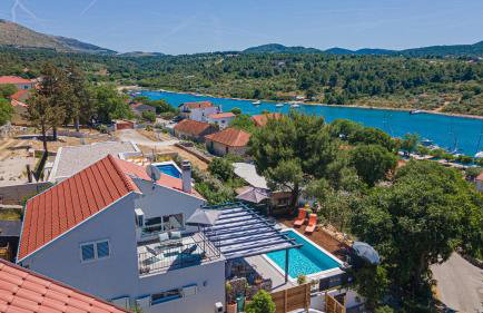 Kuća Mali Raj - Little Paradise - Foto 1