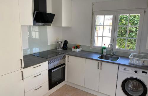 Villa Excelente, with a private pool - Foto 10