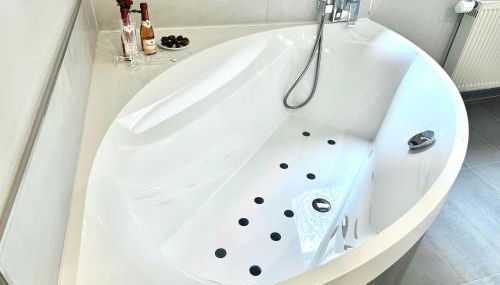 65qm Luxus Apartment mit Whirlpool Saarbrücken Uni Nähe - Foto 2