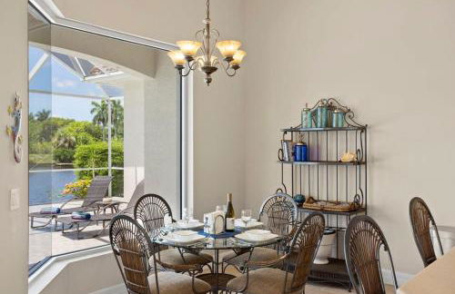 Cape Serenity- Premier Waterfront Villa with Kayaks and Bikes - Photo 17