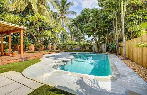 Tranquil Poolside Bliss Pergola Deck Turf Yard - Foto 6