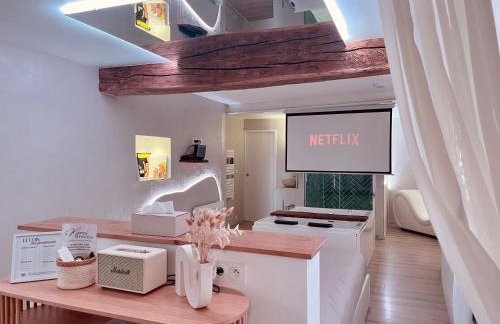 Les Jolies Nuits - À la folie, Loft & Spa - Photo 11