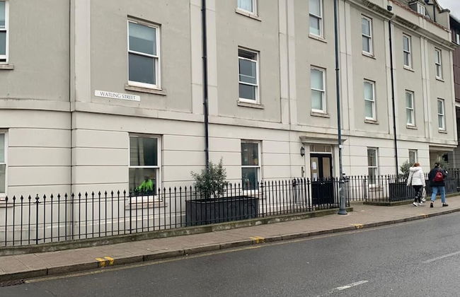 Riding Gate Apartment - Foto 38