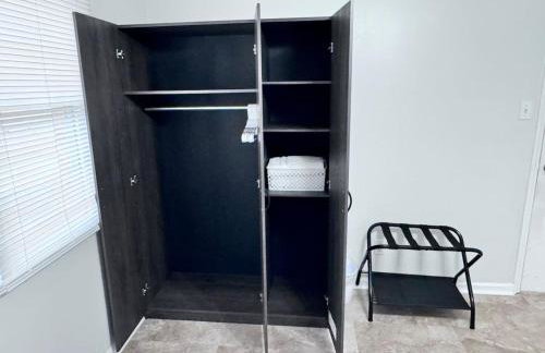 Downtown and Near, I-95. Pet Yes - Photo 8