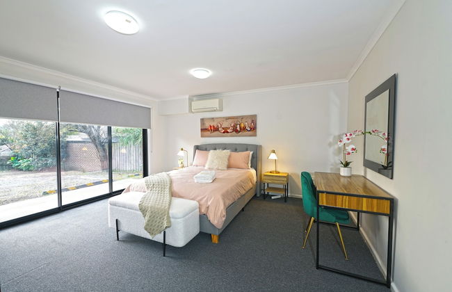 Pet Friendly Ringwood 3BR Home Parking - Foto 9