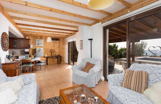 Villa Beach Heaven in Pomos - Foto 45