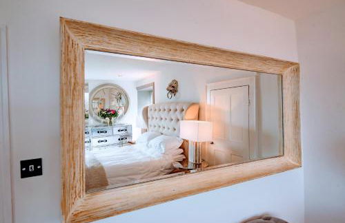 Magnificent Clarence cottage! - Photo 46