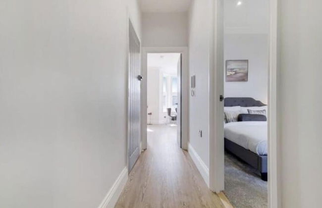 Captivating 2-bed Apartment in North London - Foto 5