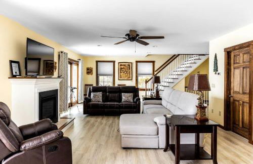 Gorgeous Cottage with Hot-tub and Games in Beaver Cove, Maine - Foto 25