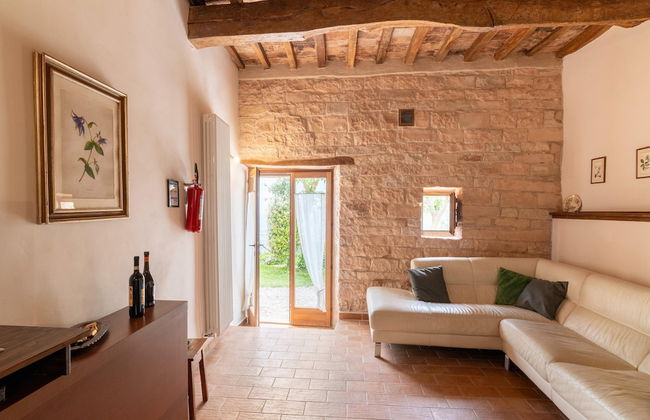 Graceful Holiday Home in Acqualagna With Swimming Pool - Foto 45