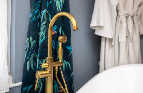 Adorable quirky country cottage - Foto 34