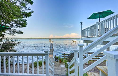 Updated Glen Arbor Cottage on Lake Dock and Mooring - Foto 29