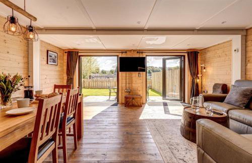 Bluebell Lodge - Photo 13
