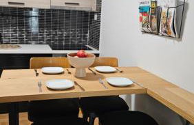 Heart of Faliro 2BR 5m Walk to Beach - Newly Renovated - Foto 8