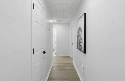 Brand New Modern Home 4BR-3BA Stylish Cozy - Foto 29