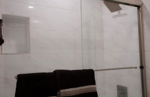 Noir and Gold Retreat - Foto 17