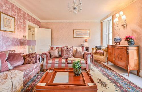 The Town House at Muntham- Luxury Holiday Home with Hot Tub - Photo 40