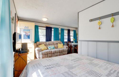 Cozy Camdenton Cottage with Deck and Boat Dock Access! - Photo 14