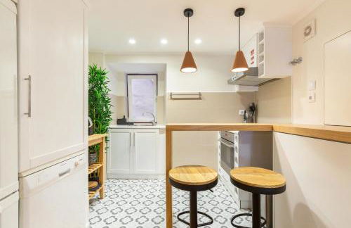 Designer Retreat- Newly remodelled 1 bedroom apt - Photo 5