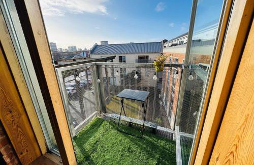 #12 Stylish Canalside Loft with Parking - Foto 5