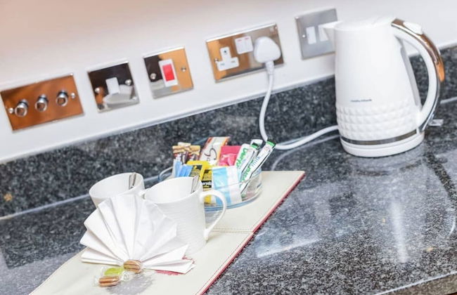 Canary Wharf Luxury Apartments - Photo 80