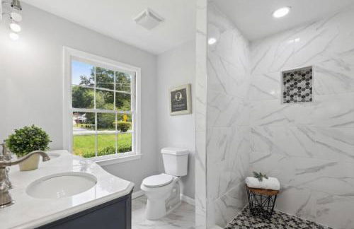 Atlanta Sports Retreat 15 min to Mercedes Benz - Foto 19