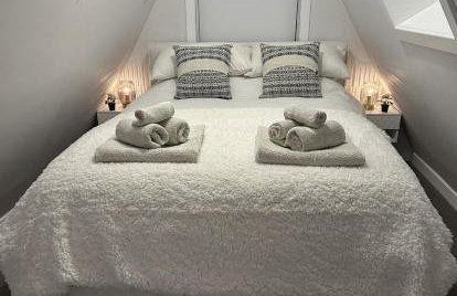 Central Location and Stunning Views - Photo 24