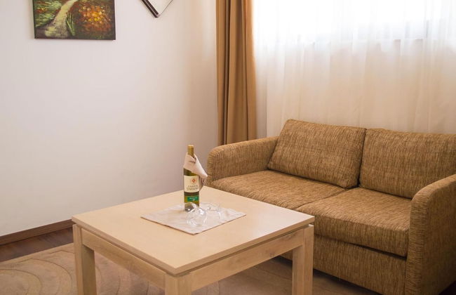 Winslow Infinity & Spa - Photo 11