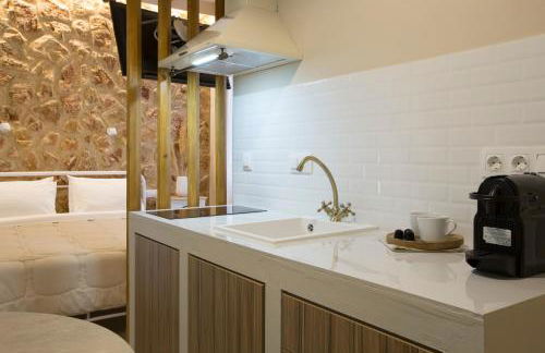 HOTEL KASTRI GARDEN APARTMENT - Photo 7