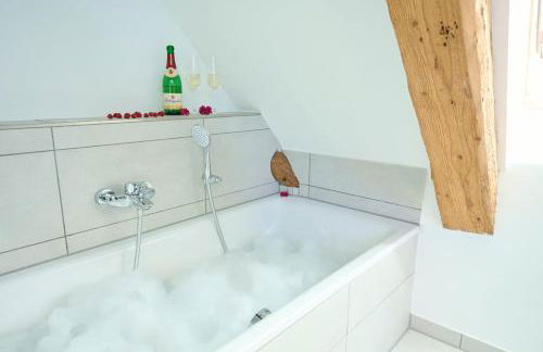 WOOD WORLD Luxury III Massage - Tischkicker - Parken - Küche - Light Show - Trambolin - Foto 31