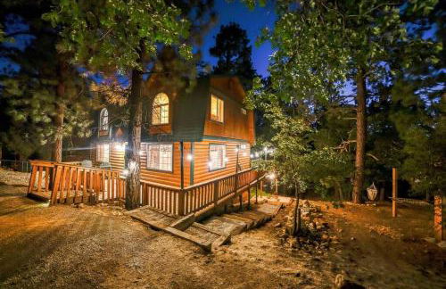 Pine Den Cabin: Arcade+Fire Pit+BBQ - Foto 62