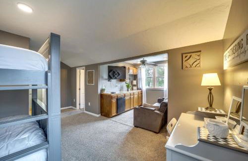 Lakefront Afton Home with Hot Tub and Game Room! - Foto 28