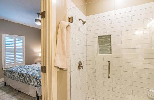 Lets Get You Laguna Beachin in this Brand New Cottage Steps to the Beach - Foto 29