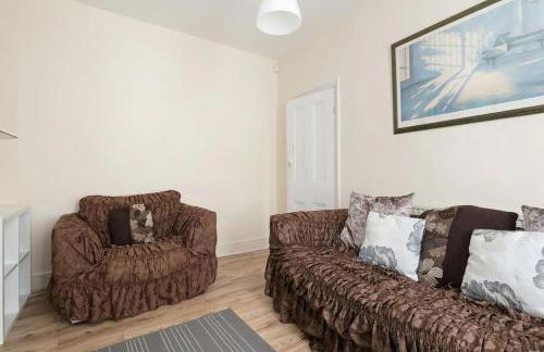 Comfy Home King Size Bed close to Asda & Sefton Park, Very Fast WIFI! - Foto 5