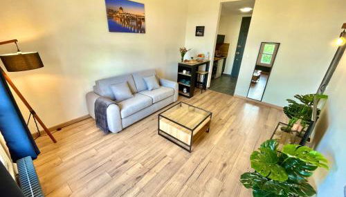 " Studio 5ème Ciel " Vue - Centre Ville - Wifi - Foto 4