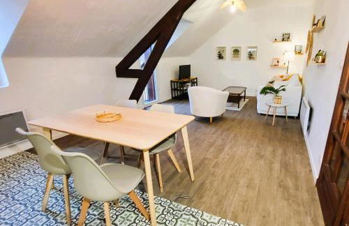 Appartement rénové tout confort - au pied des Pyrénées - Photo 2