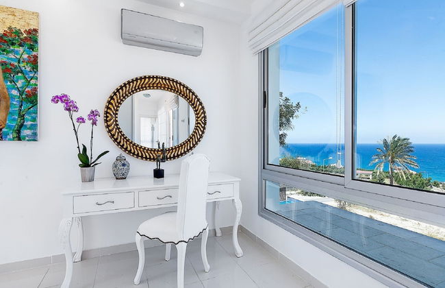 An Executive 3 Bedroom Villa, Private Pool, Ac Wifi in all Rooms, Internet Tv - Foto 3