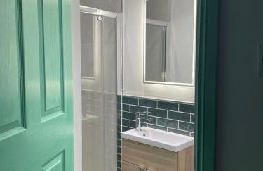 Magpie House BHX NEC HS2 free parking 4 bedrooms - Foto 12