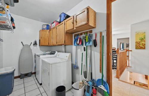 Lake Saint Louis Family Friendly Lakefront Retreat - Foto 49