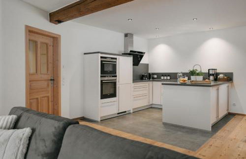 Mika Hof exklusive Apartments in Alleinlage mit Terrasse & Weitblick - Photo 5