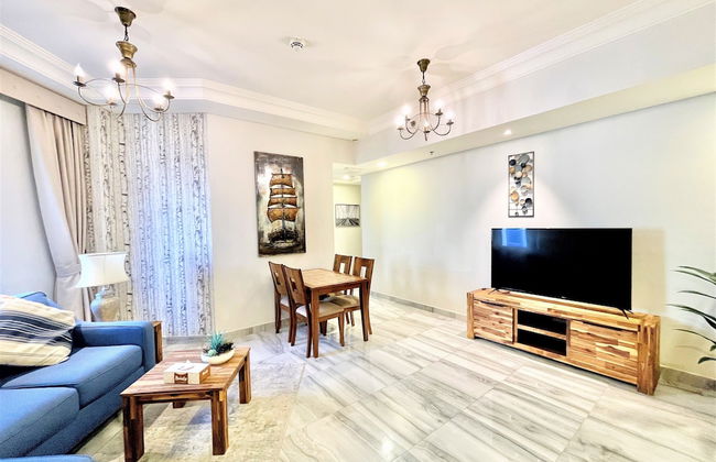 Marbella Executive 2 Bedrooms Balcony - Photo 22