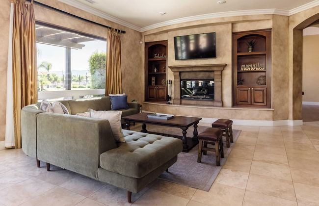 Secluded Estate Exclusive Views of Wine Country + Private Home Theater Twilight Vines by Avantstay - Foto 9