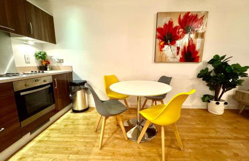 VIPAbodes at Woking Central - Photo 3