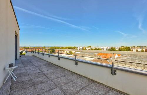 Stunning 2BR Flat with Terrace and private parking - Foto 15