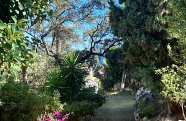 Two bedroom, two bathroom, balcony, pool area, view - Photo 41