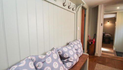 A Stones Throw - Foto 5