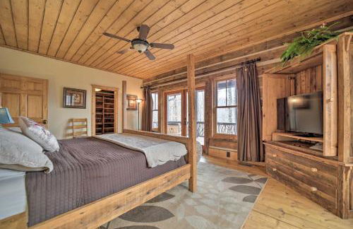 Hot Tub and Mtn Views! All-Season Escape in Franklin - Foto 17