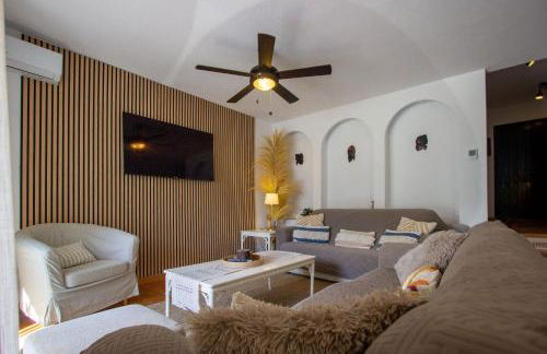 Marina de Casares Beach House - Foto 1