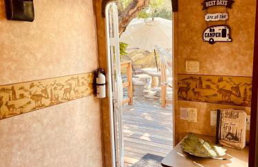 Vintage RV Creekside Nature Retreat near Ojai next to Swim Holes Hike - Foto 18