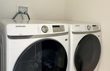 Downtown Indy, Rooftop Deck with Hot Tub, Gym, Bikes, Tesla Charger - Photo 27